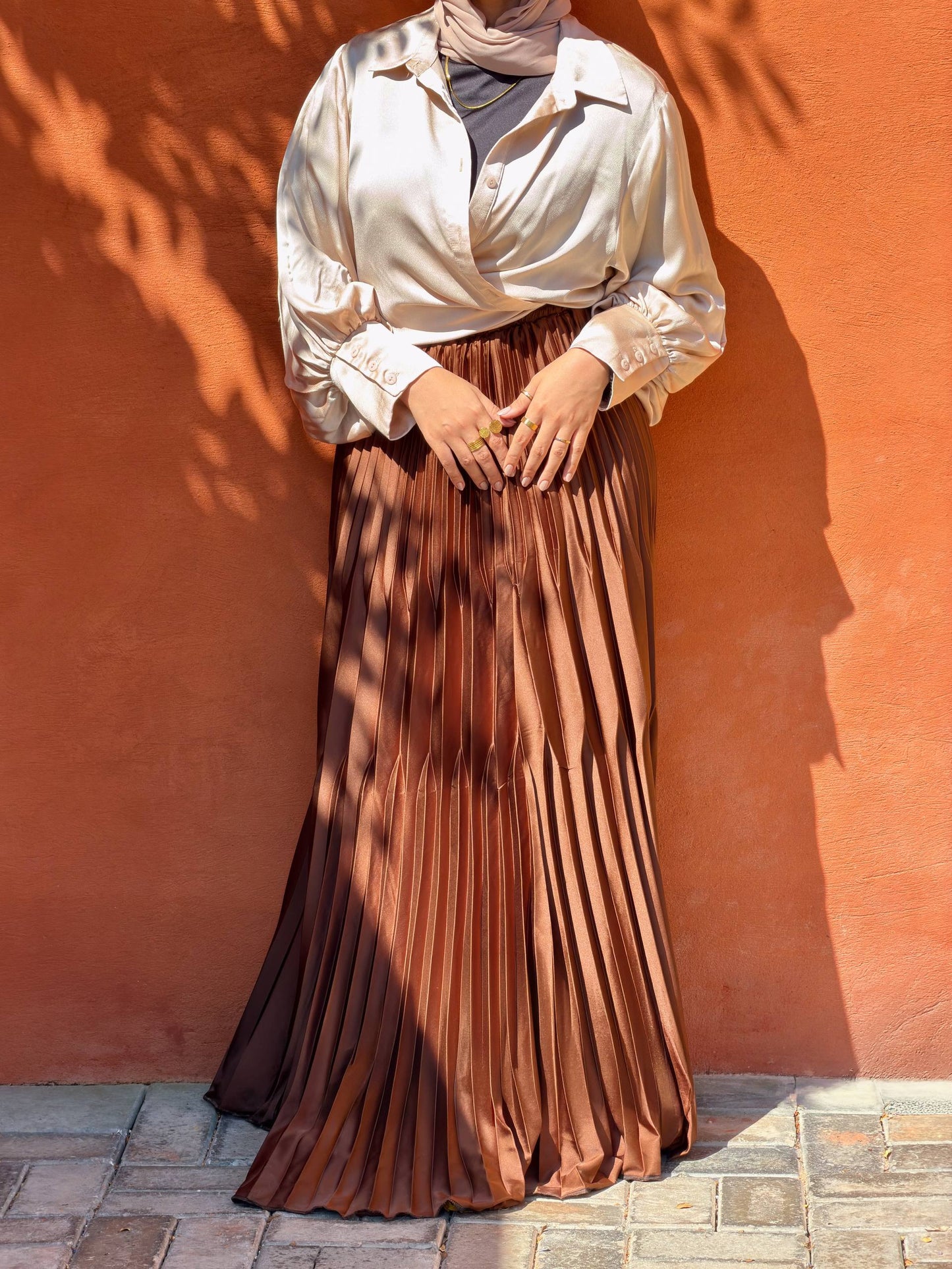 IZAR PLEATED SATIN SKIRT